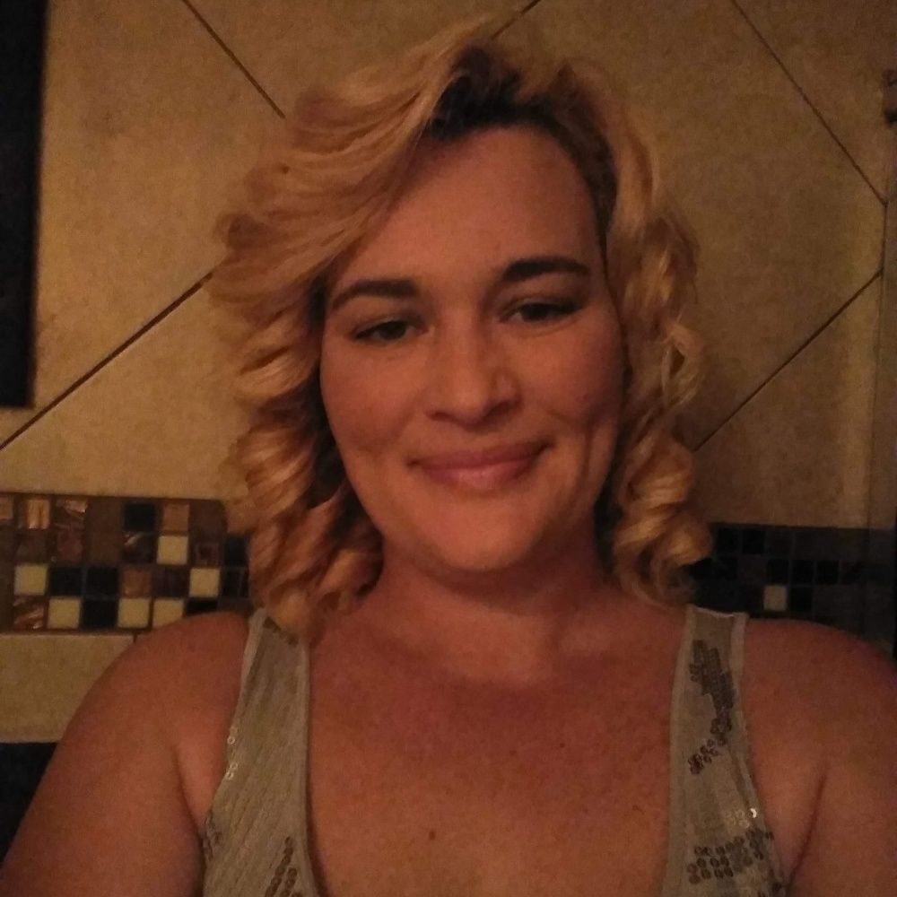 Meet your Posher, Jacqueline